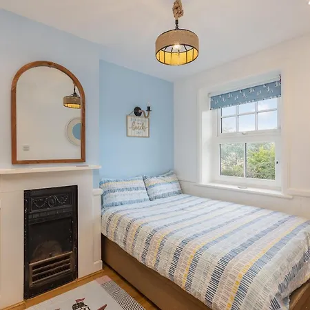 Coastguard's With A View Robin Hood's Bay