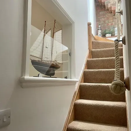 Coastguard's With A View Robin Hood's Bay