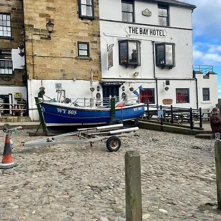 Coastguard's With A View Nyaraló Robin Hood's Bay